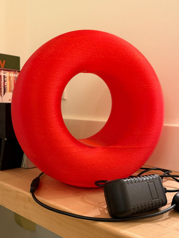 Nova Loop Lamp