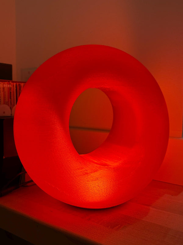 Nova Loop Lamp