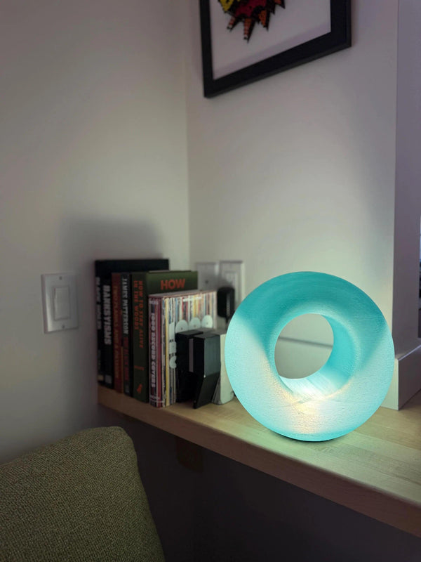 Nova Loop Lamp