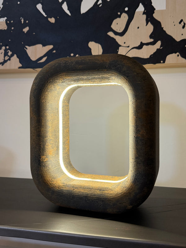 Lumen Gate 2060 • Iron